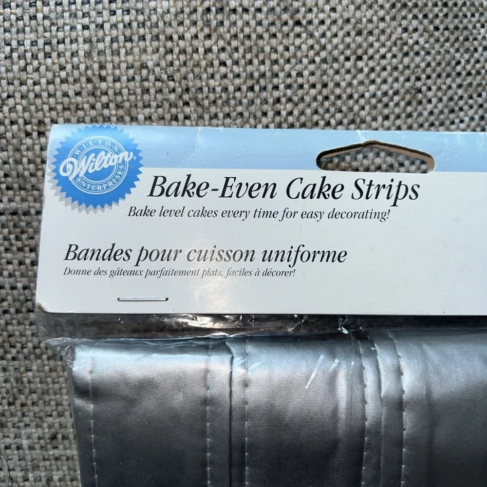 Wilton Bake Even Cake Strips Set of 4 Stock #415-262